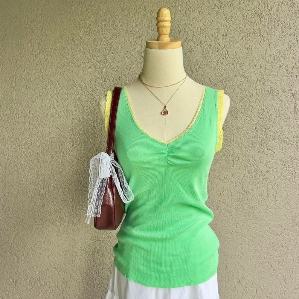 Vintage Y2K Bongo Lime Green Lace Trim Cami Tank Top Size Large Fairy Cottage
